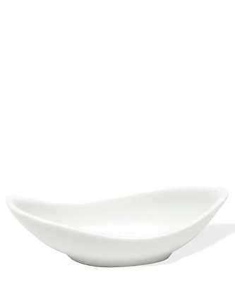 Maxwell & Williams White Basics Canoe Sauce Dish (3pc) - LifeStylz