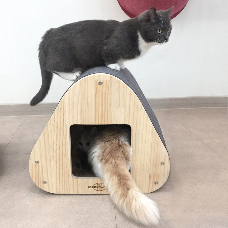 Yaomi Wood Triangle Cat Scratcher Sofa Pet Bed