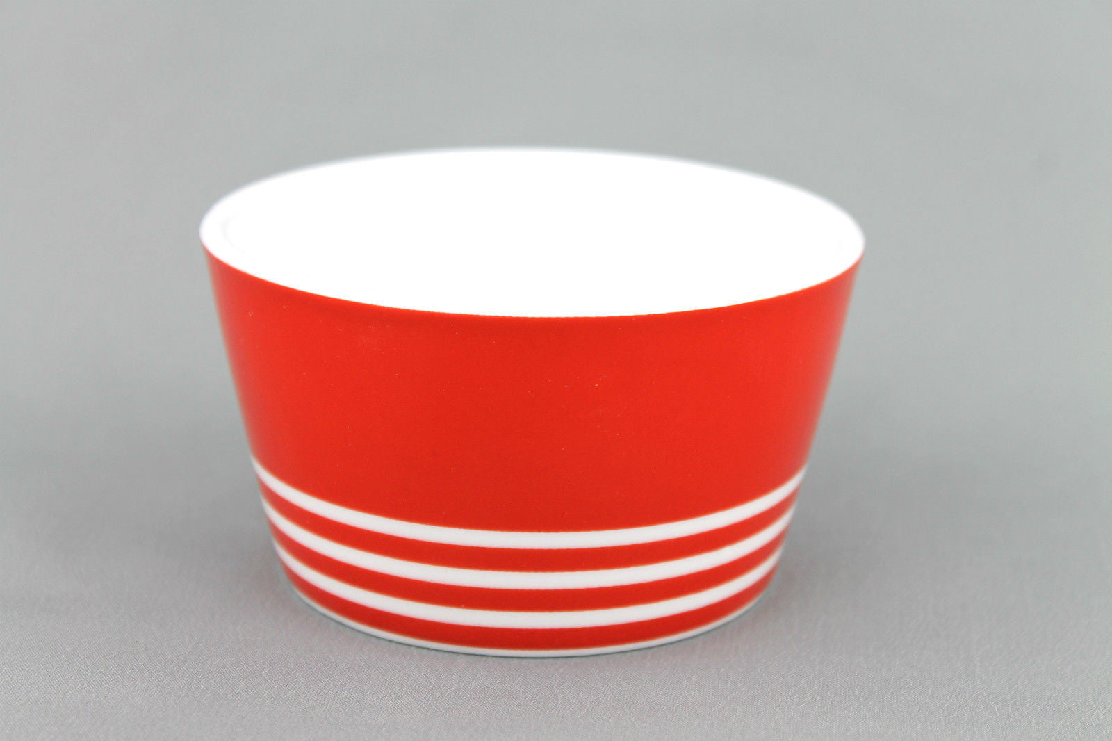 Salt & Pepper Ramekins - 9 x 5cm - LifeStylz